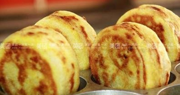 燃?xì)饧t豆餅機(jī)雞蛋漢堡商用漢堡機(jī)不粘鍋涂層九孔漢堡爐孔徑8厘米
