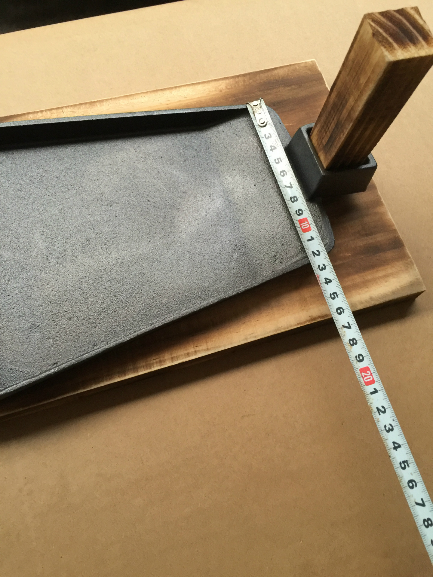 廠家直銷(xiāo)加厚鑄鐵烤盤(pán) 鋤頭盤(pán) 牛扒鐵板燒 牛排鐵板 牛排盤(pán)鐵板