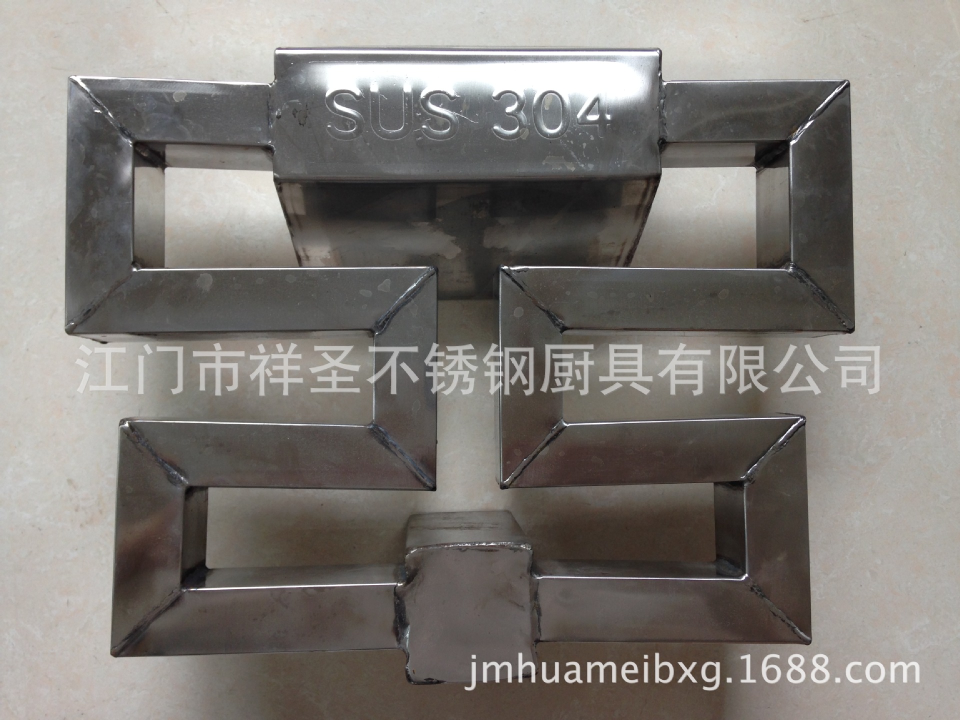 供應(yīng)不銹鋼雙層保溫節(jié)能煮面爐電熱燃?xì)舛喙δ苤竺嫱奥槔睜C湯面桶