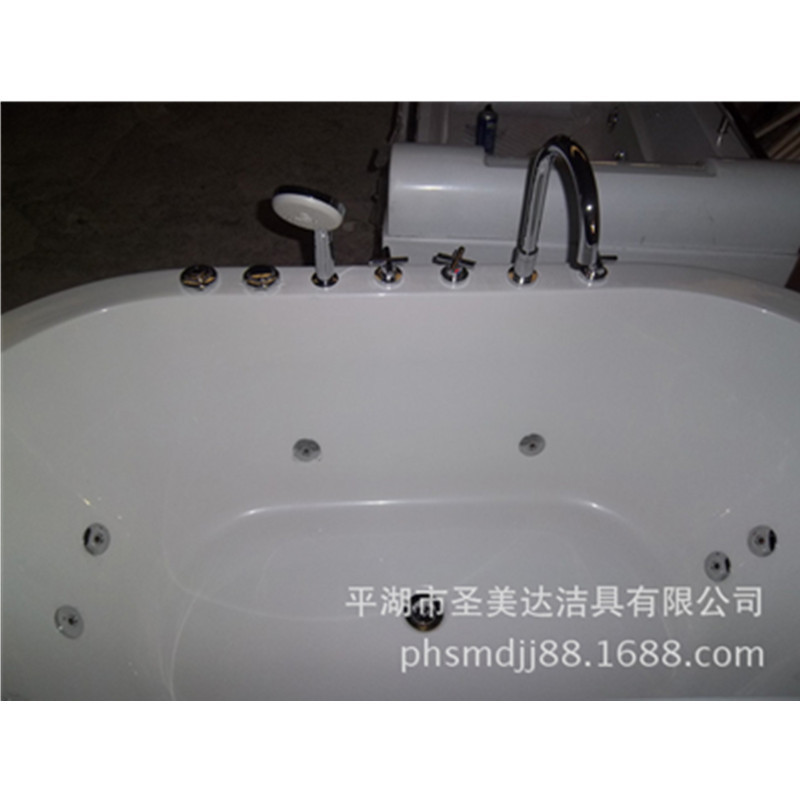 廠家直銷批發(fā)價亞克力按摩沖浪浴缸獨立式內(nèi)嵌式浴盆酒店工程浴缸