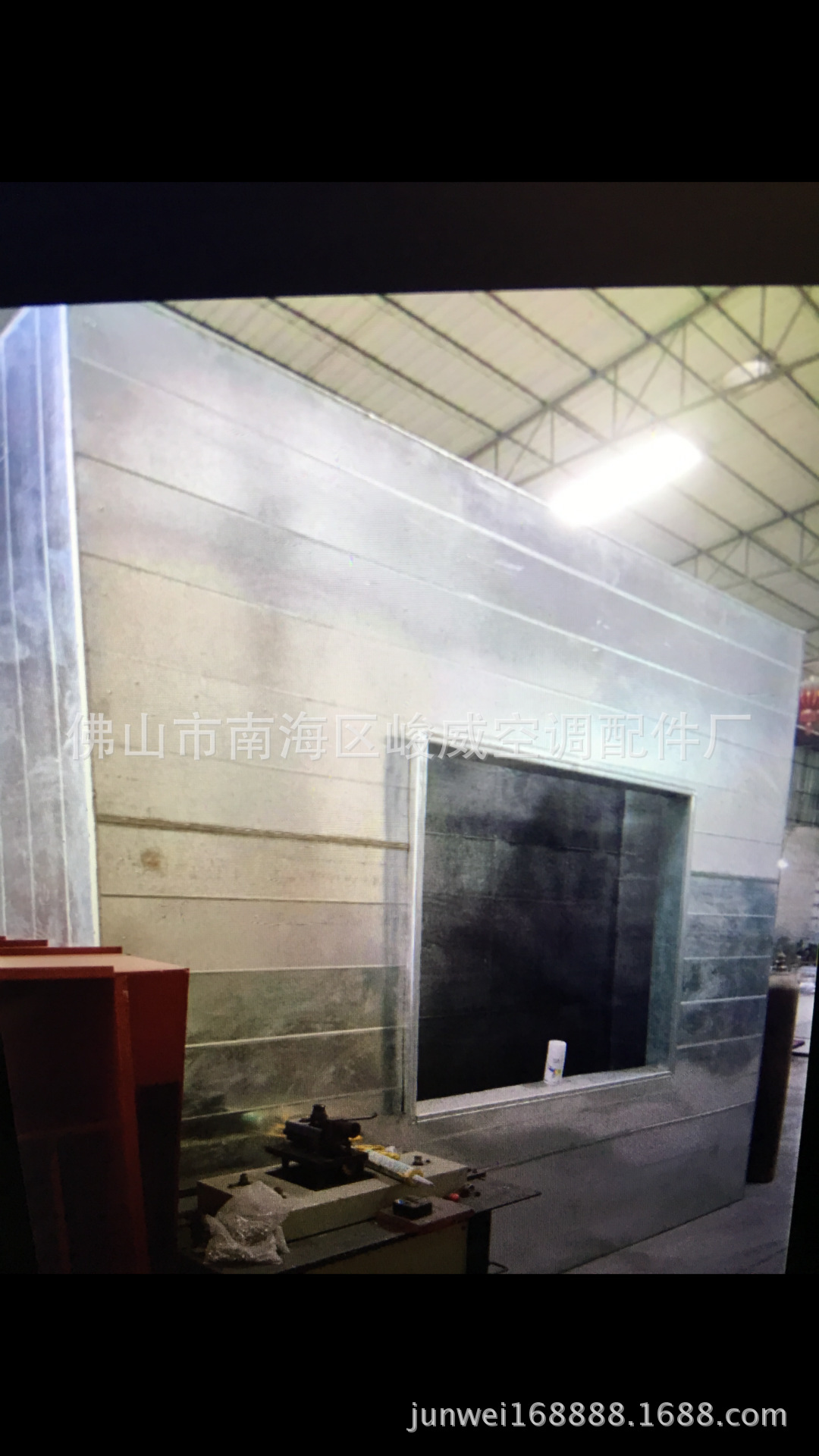 廠家直銷消聲靜壓箱，阻抗復(fù)合消聲器，微孔板消聲器，風(fēng)管消聲器