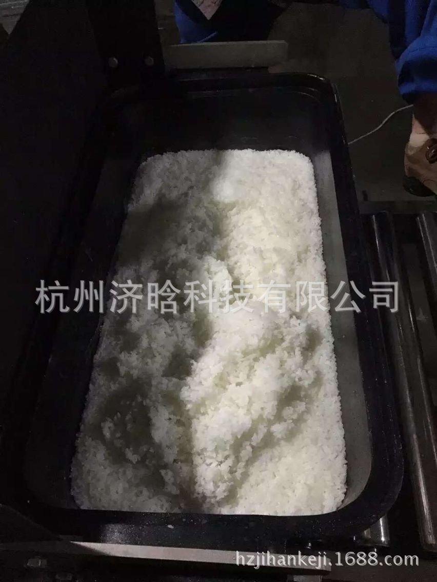 大型熱風(fēng)消毒庫,雙排鏈炊燜飯主機(jī),聯(lián)合自動(dòng)米飯炊飯生產(chǎn)線設(shè)備