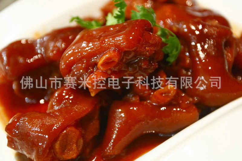 供應(yīng)大型團(tuán)膳電磁搖擺湯鍋 夾層鍋 節(jié)能省人工產(chǎn)品湯鍋