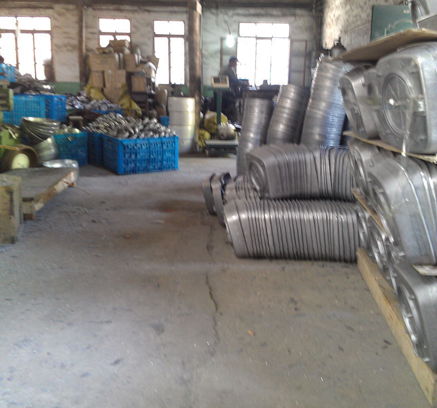 韓式電熱鍋多功能不粘鍋電火鍋電煎鍋 禮品鍋 現(xiàn)貨供應 廠家直銷